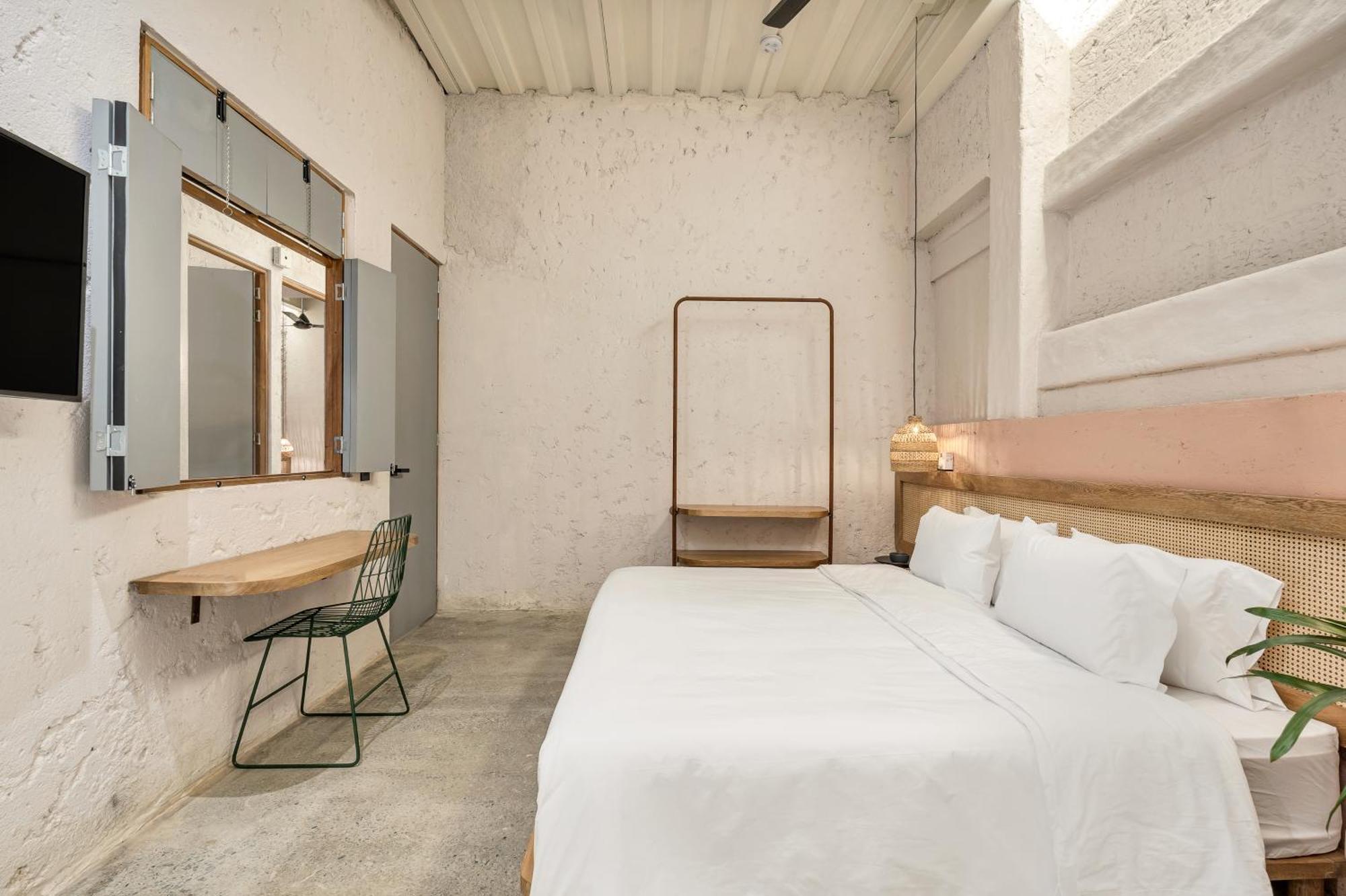Botanica Casa Hotel Manila By Housy Host Medellín Extérieur photo