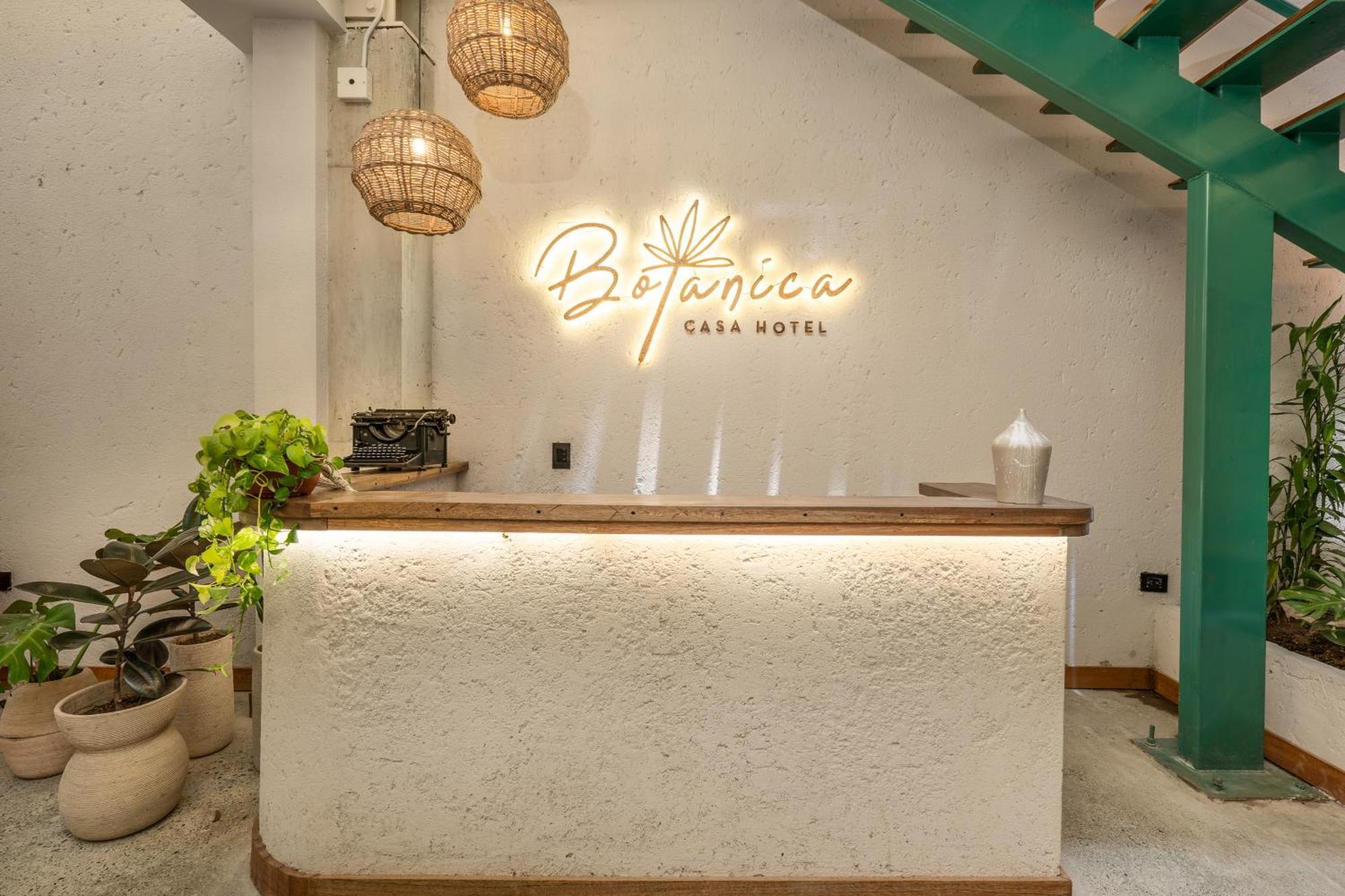 Botanica Casa Hotel Manila By Housy Host Medellín Extérieur photo