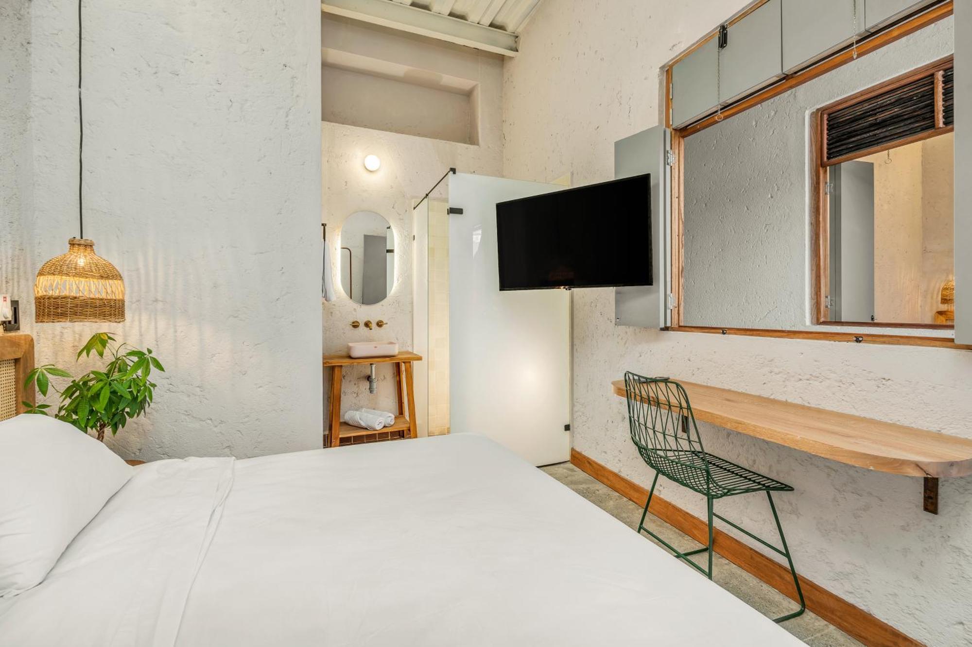 Botanica Casa Hotel Manila By Housy Host Medellín Extérieur photo
