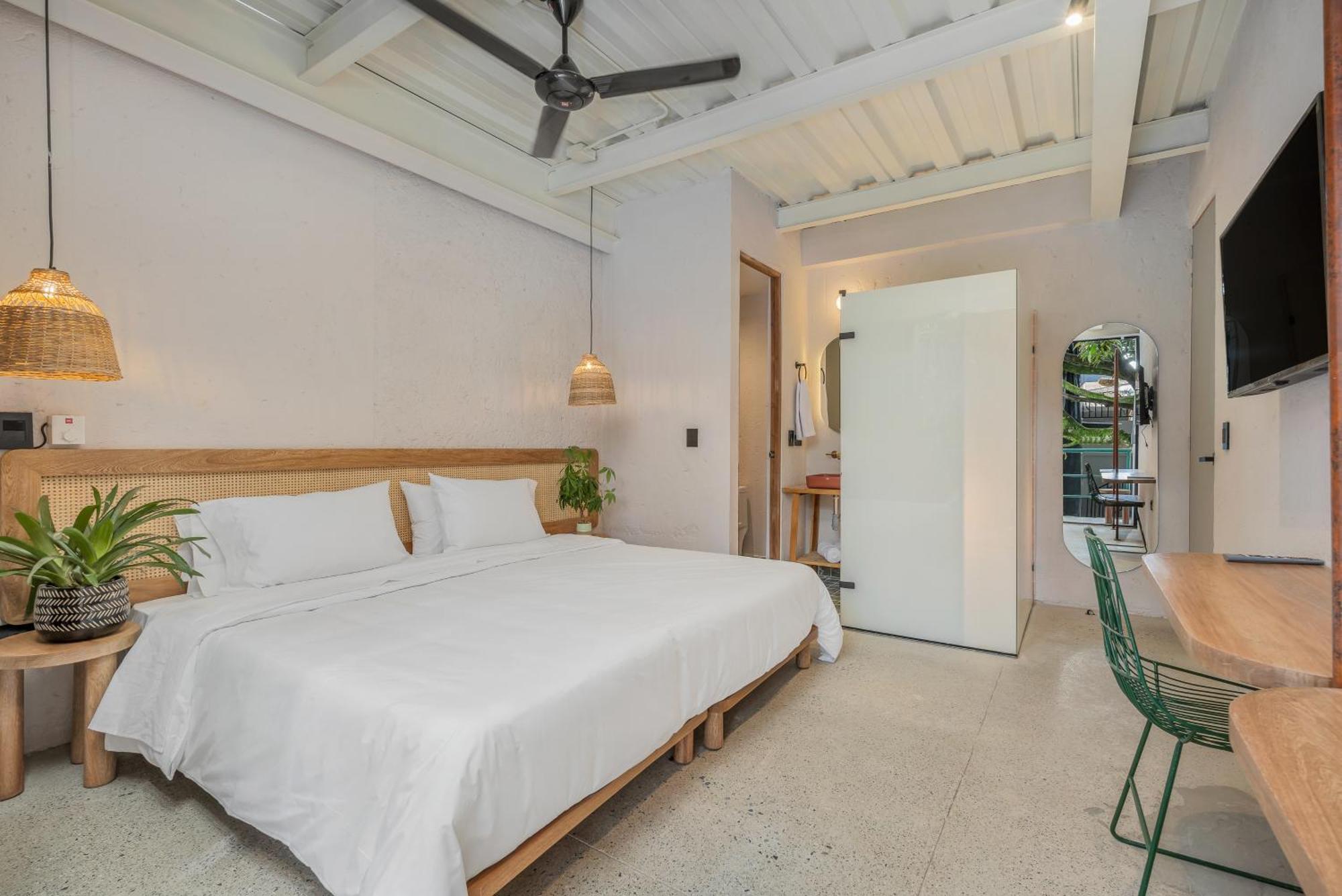 Botanica Casa Hotel Manila By Housy Host Medellín Extérieur photo