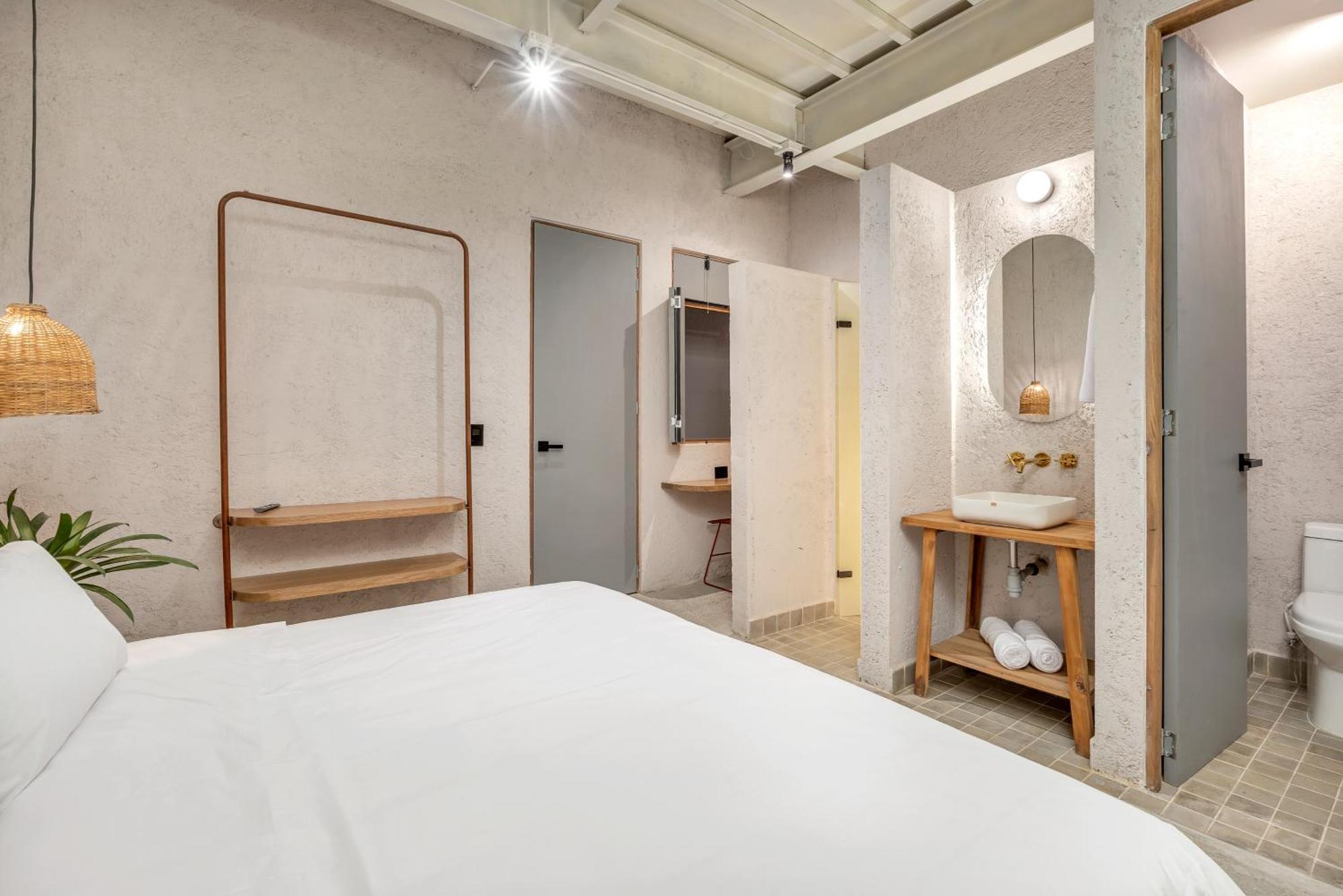 Botanica Casa Hotel Manila By Housy Host Medellín Extérieur photo