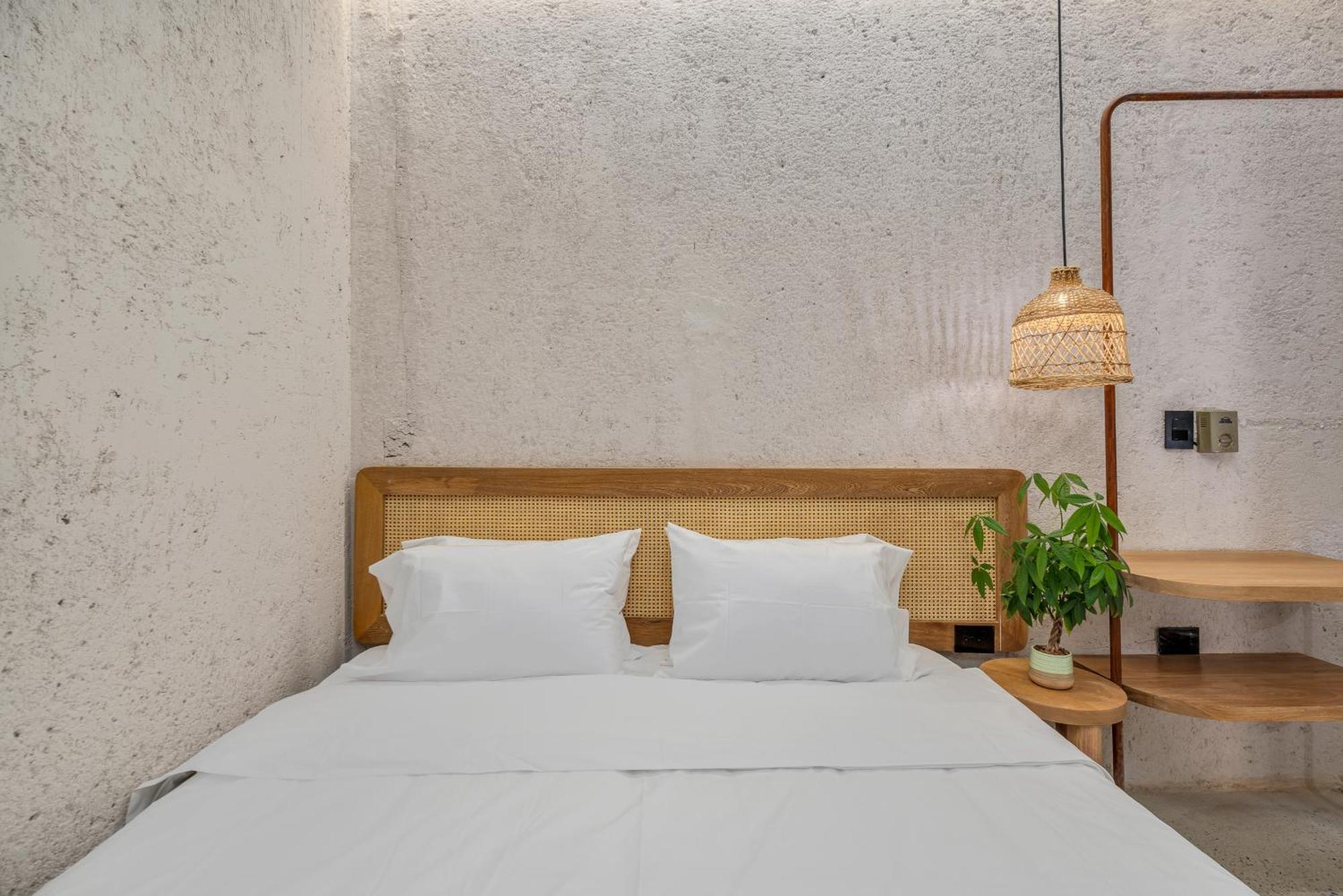 Botanica Casa Hotel Manila By Housy Host Medellín Extérieur photo
