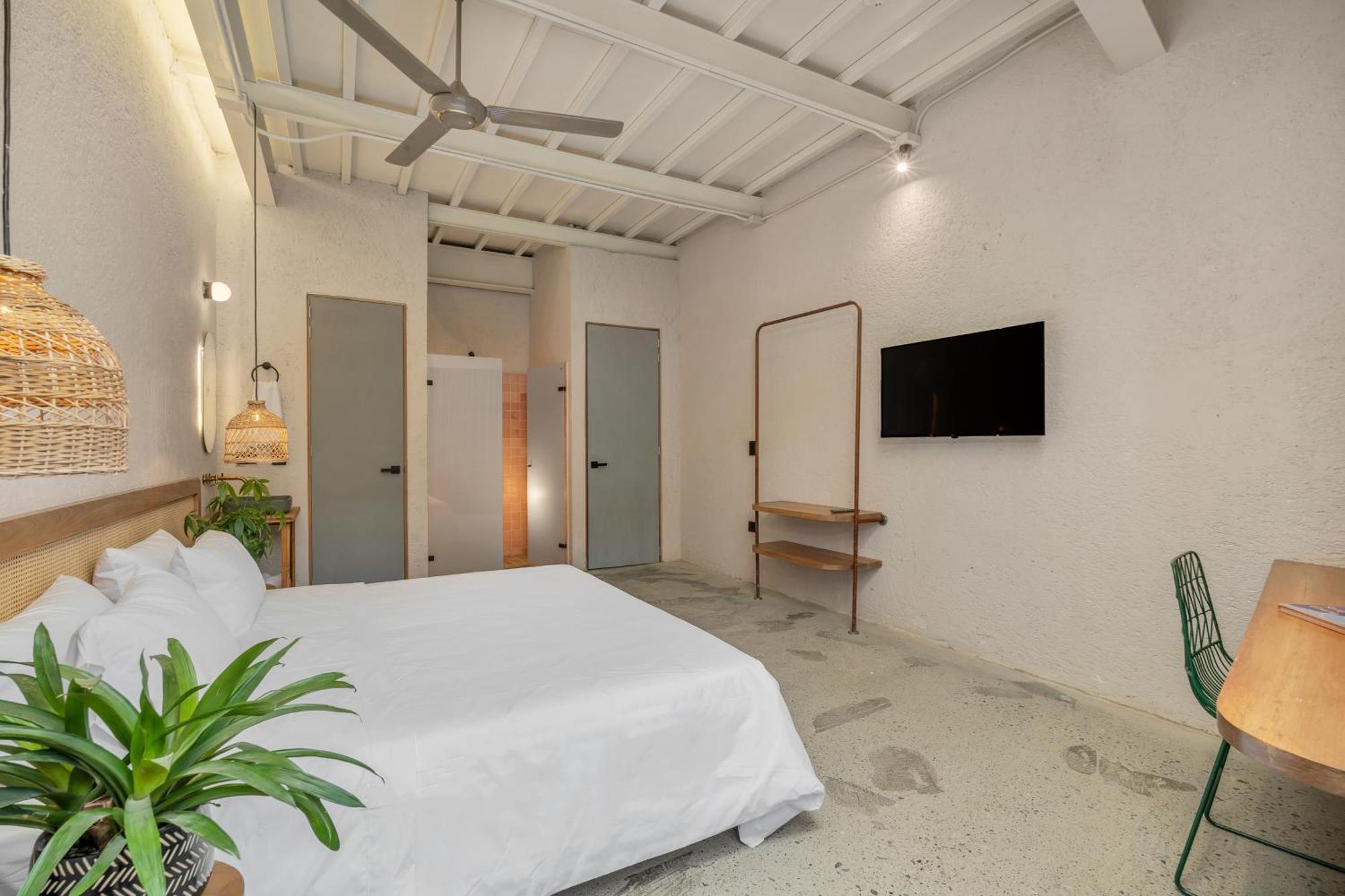 Botanica Casa Hotel Manila By Housy Host Medellín Extérieur photo